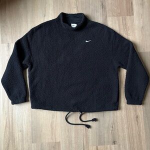 Nike Women’s Therma-FIT Cozy Black Sherpa Pullover